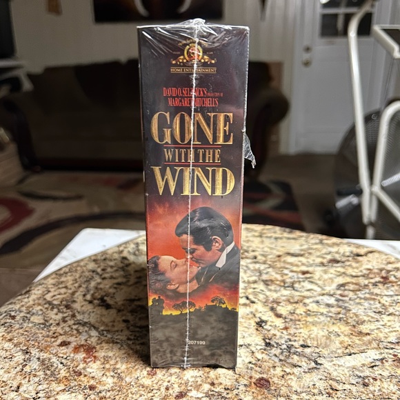 1998 “Gone With The Wind” Vivian Leigh Clark Gable VHS (New & Sealed) - Picture 4 of 11
